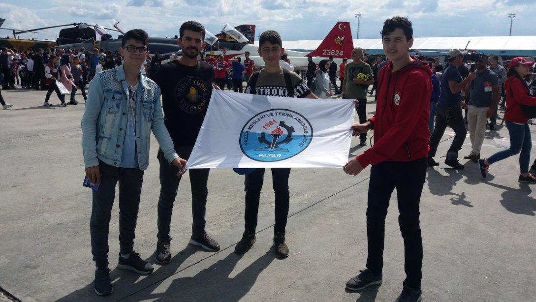 Pazar Mesleki ve Teknik Anadolu Lisesi Öğrencileri Teknofest'i Ziyaret Etti